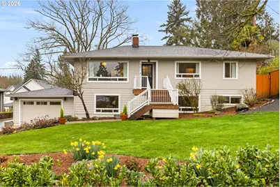 901 SW Maplecrest Ct, Portland, OR 97219 - Photo 1