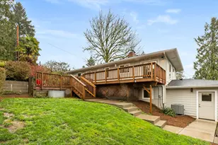 901 SW Maplecrest Ct, Portland, OR 97219 - Photo 42