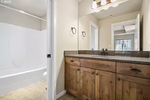 20745 NE Comet Ln, Bend, OR 97701 - Photo 20