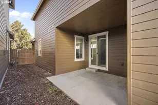 20745 NE Comet Ln, Bend, OR 97701 - Photo 30