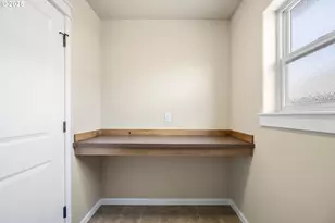 20745 NE Comet Ln, Bend, OR 97701 - Photo 22