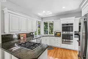 5516 SW Hamilton St, Portland, OR 97221 - Photo 16