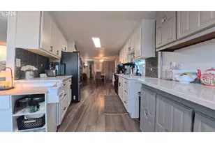 2232 42nd Ave SE, Salem, OR 97317 - Photo 6