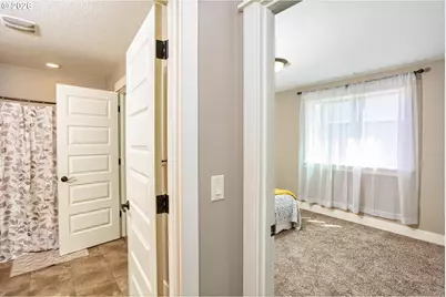 15323 NE 14th St, Vancouver, WA 98684 - Photo 22