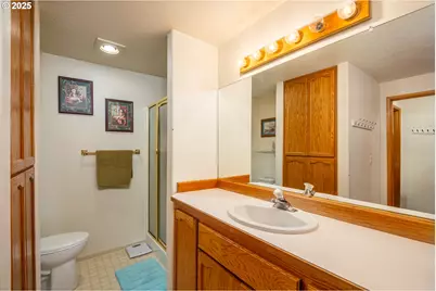 5282 Sugarpine Cir, Eugene, OR 97402 - Photo 14