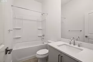 16005 NW Holman Wy, Portland, OR 97229 - Photo 34