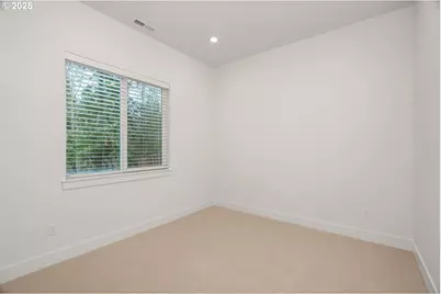 16005 NW Holman Way, Portland, OR 97229 - Photo 32