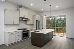 16005 NW Holman Wy, Portland, OR 97229 - Photo 8
