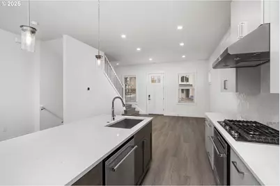 16005 NW Holman Way, Portland, OR 97229 - Photo 14