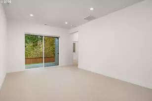 16005 NW Holman Wy, Portland, OR 97229 - Photo 30