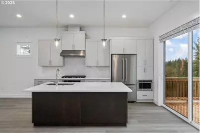 16005 NW Holman Way, Portland, OR 97229 - Photo 10