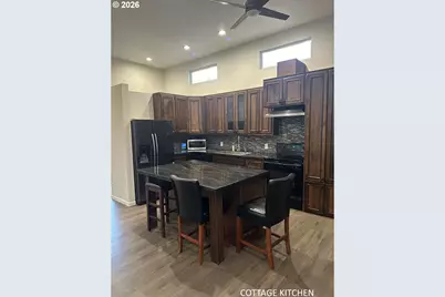 144 SE 85th Ave, Portland, OR 97216 - Photo 32
