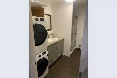 144 SE 85th Ave, Portland, OR 97216 - Photo 22