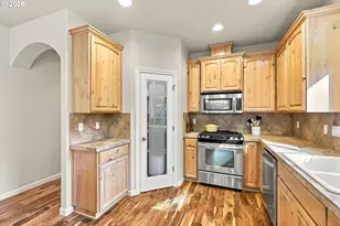 14740 Sassafras Way, Oregon City, OR 97045 - Photo 8
