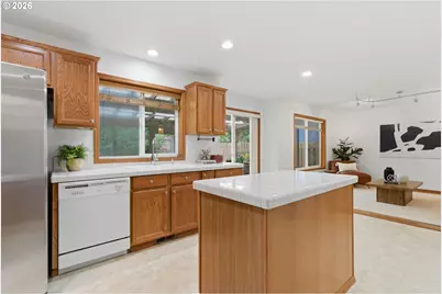 3463 SE McCartney Ln, Milwaukie, OR 97267 - Photo 16