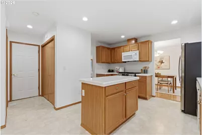 3463 SE McCartney Ln, Milwaukie, OR 97267 - Photo 12