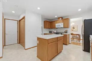 3463 SE McCartney Ln, Milwaukie, OR 97267 - Photo 12