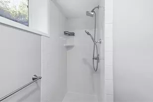 1330 SW Hume St, Portland, OR 97219 - Photo 28