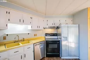 3551 Juniper St, Sweet Home, OR 97386 - Photo 12