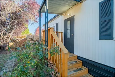 3551 Juniper St, Sweet Home, OR 97386 - Photo 2