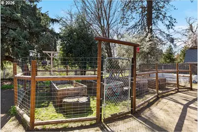1408 Siskiyou Blvd, Medford, OR 97504 - Photo 14