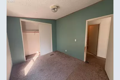 903 Cook St, Myrtle Creek, OR 97457 - Photo 16