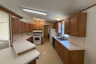 903 Cook St, Myrtle Creek, OR 97457 - Photo 6