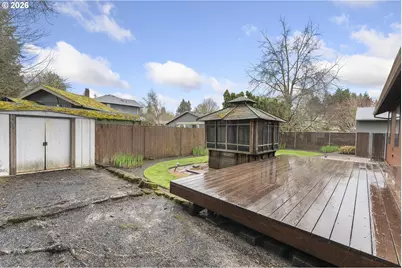 7945 SW Sorrento Rd, Beaverton, OR 97008 - Photo 36