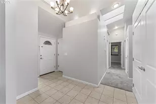 7945 SW Sorrento Rd, Beaverton, OR 97008 - Photo 4