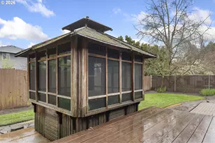 7945 SW Sorrento Rd, Beaverton, OR 97008 - Photo 38