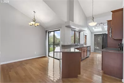 7945 SW Sorrento Rd, Beaverton, OR 97008 - Photo 12