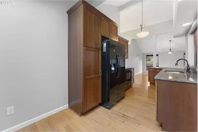 7945 SW Sorrento Rd, Beaverton, OR 97008 - Photo 16