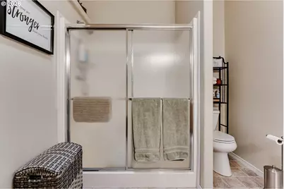 3700 Babcock Ln #119, Eugene, OR 97401 - Photo 34