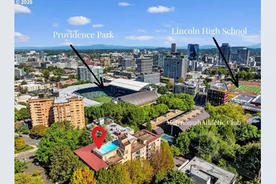 2021 SW Main St #33, Portland, OR 97205 - Photo 4
