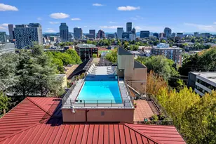 2021 SW Main St, Portland, OR 97205 - Photo 26