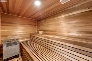 2021 SW Main St, Portland, OR 97205 - Photo 28