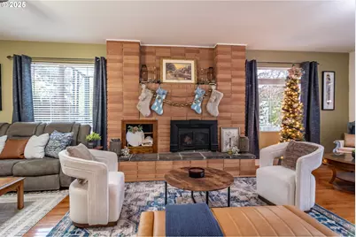 13224 SE Lookingglass Rd, Winston, OR 97496 - Photo 22