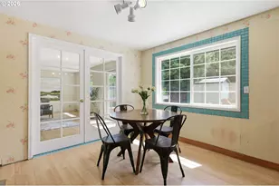 1805 Hemlock St, Eugene, OR 97404 - Photo 10