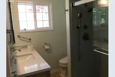 1805 Hemlock St, Eugene, OR 97404 - Photo 14