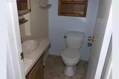 1805 Hemlock St, Eugene, OR 97404 - Photo 22