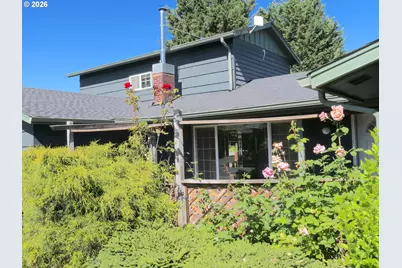 1805 Hemlock St, Eugene, OR 97404 - Photo 2