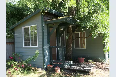 1805 Hemlock St, Eugene, OR 97404 - Photo 34