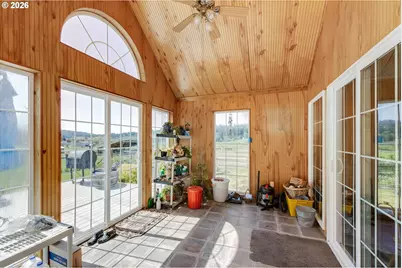 24200 NE Spring Hill Rd, Gaston, OR 97119 - Photo 24