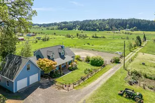 24200 NE Spring Hill Rd, Gaston, OR 97119 - Photo 2