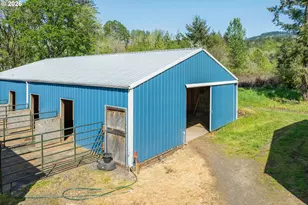 24200 NE Spring Hill Rd, Gaston, OR 97119 - Photo 16