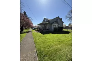 507 S 11th Ave, Cornelius, OR 97113 - Photo 2