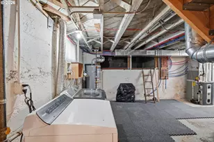 9752 N Ivanhoe St, Portland, OR 97203 - Photo 18