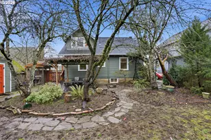 9752 N Ivanhoe St, Portland, OR 97203 - Photo 22