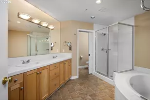 4884 NW Promenade Terrace, Portland, OR 97229 - Photo 16