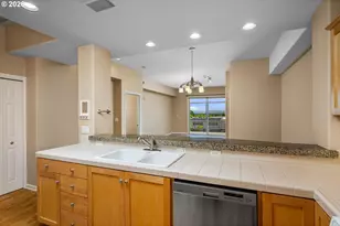 4884 NW Promenade Terrace, Portland, OR 97229 - Photo 8